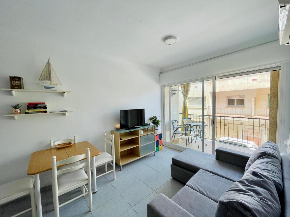 Acogedor Y Centrico Apartamento A 1' De La Playa روساس المظهر الخارجي الصورة