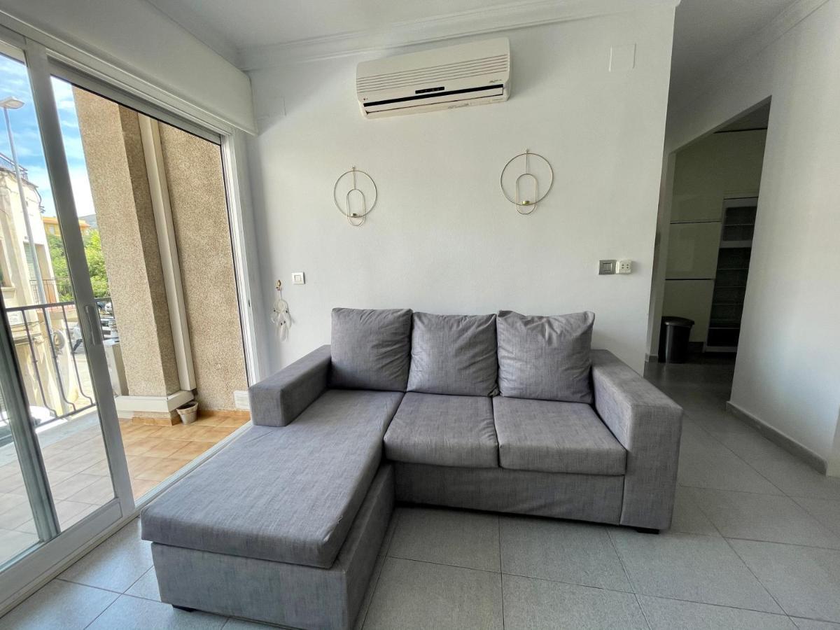 Acogedor Y Centrico Apartamento A 1' De La Playa روساس المظهر الخارجي الصورة